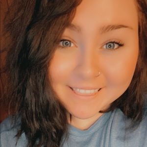 Meet your Posher, Cheyanne